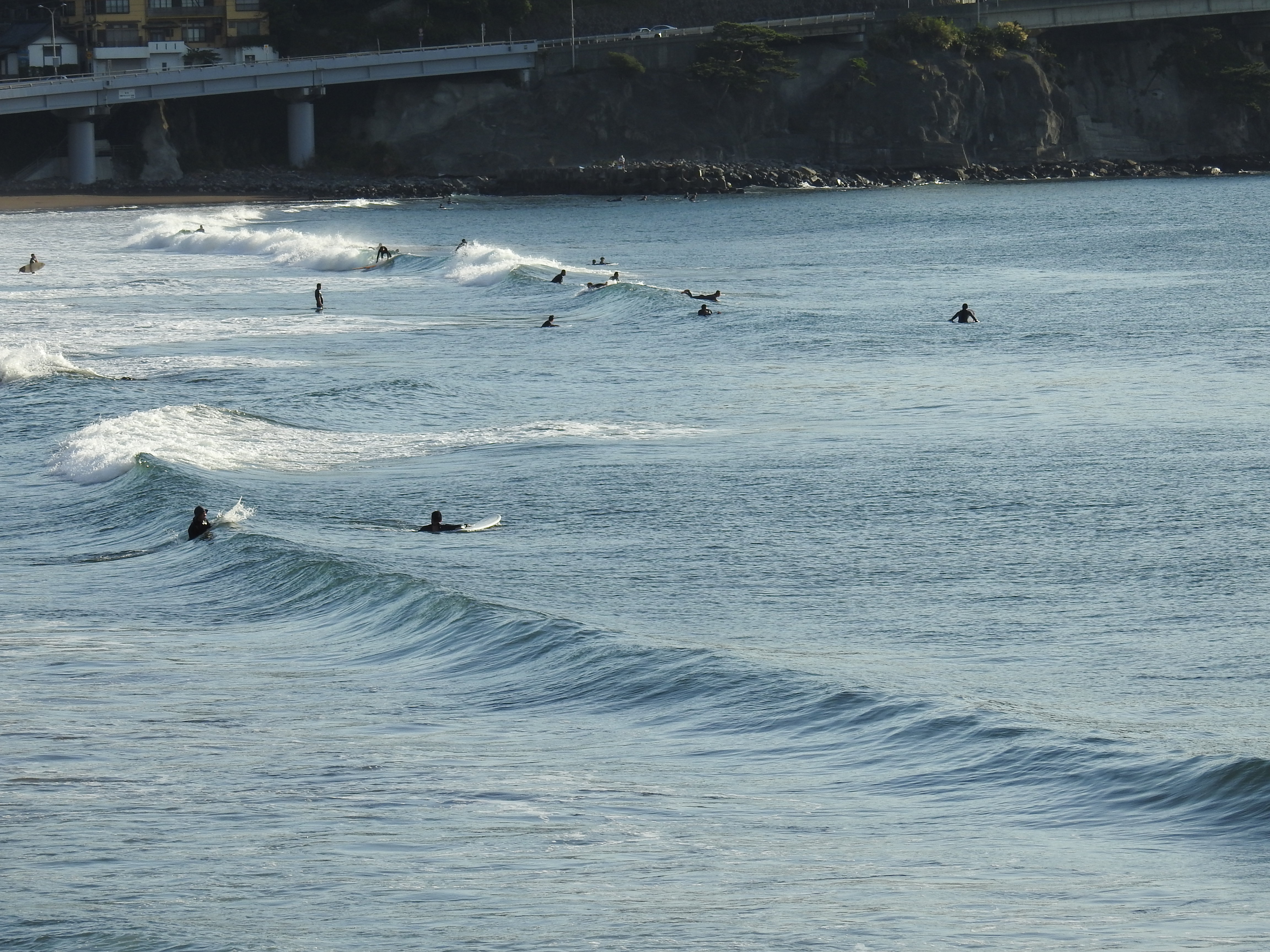 湯河原吉浜海岸サーフィン